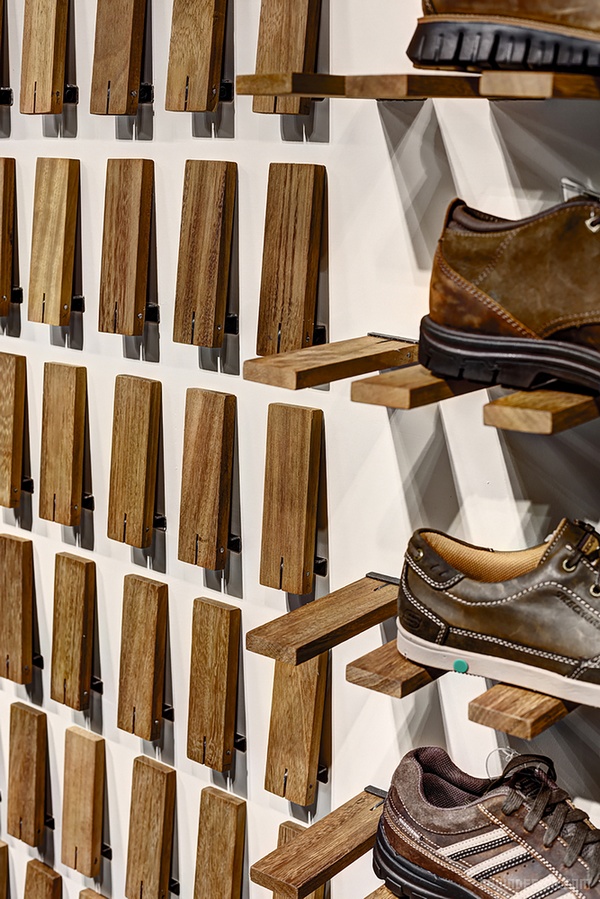土耳其 Skechers 鞋品牌展厅设计